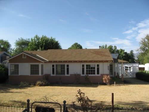 555 Cornell Street, Big Pine, CA 93513