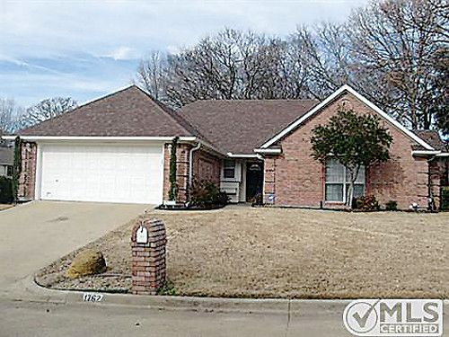 1762 Oxford Drive, Kaufman, TX 75142