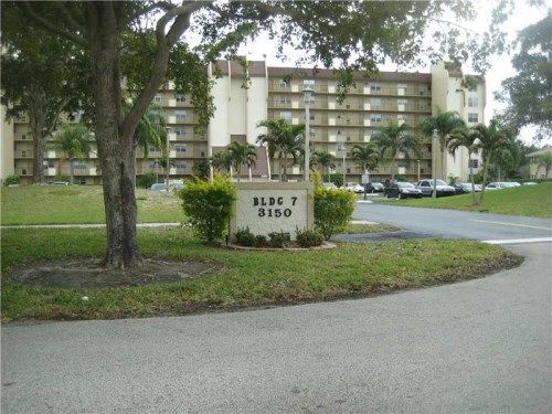 3150 W ROLLING HILLS CR # 210, Fort Lauderdale, FL 33328