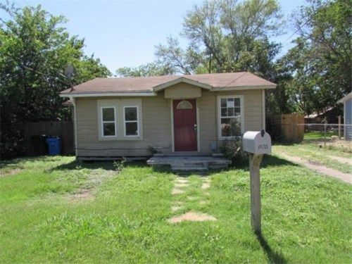 1108 Avenue D, Seguin, TX 78155