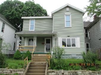 82 E Franklin St, Peru, IN 46970