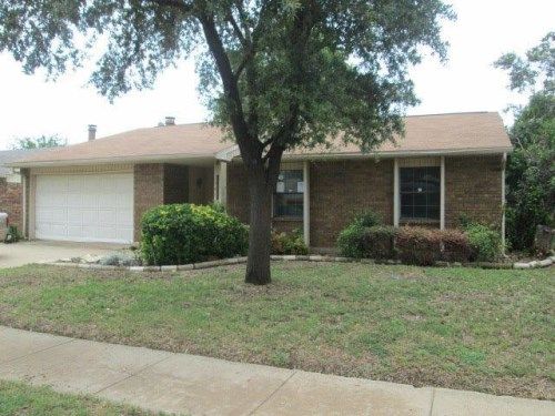 1341 Steinburg Ln, Fort Worth, TX 76134