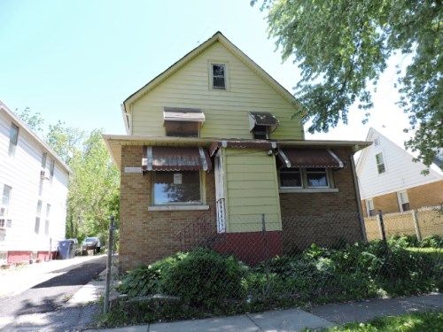 1019 Park Ave, North Chicago, IL 60064