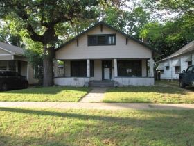 1311 W Woodard St, Denison, TX 75020