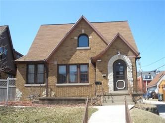 3121 S 42nd St, Milwaukee, WI 53215