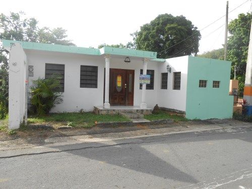 51a Parc Lopez Case, Guaynabo, PR 00965