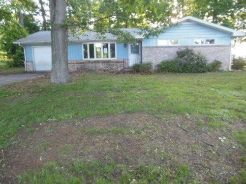 1054 Pine Grove Rd, Hanover, PA 17331