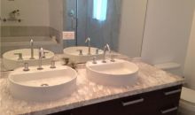 244 BISCAYNE BL # 809 Miami, FL 33132