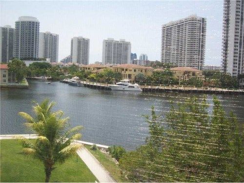 2980 POINT EAST DR # D-408, North Miami Beach, FL 33160