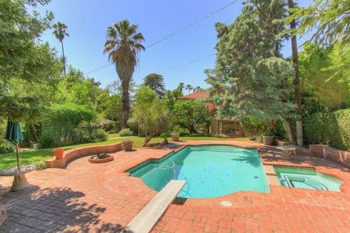 220 Grand View Drive, Redlands, CA 92373