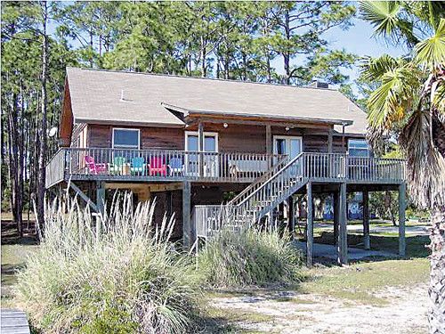 2416 Driftwood Rd, Carrabelle, FL 32322