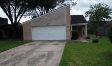 309 Cole St Webster, TX 77598