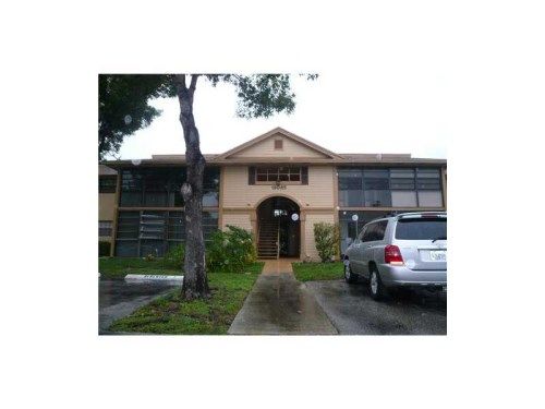 19085 NW 62 AV # 203, Hialeah, FL 33015