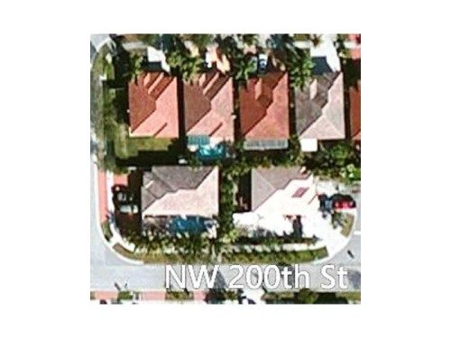 20006 NW 79 AV, Hialeah, FL 33015