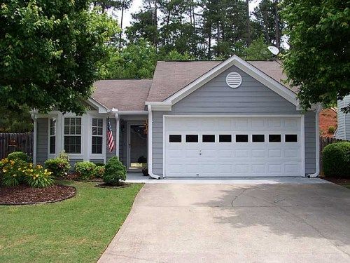 2630 Burnstone Run, Lawrenceville, GA 30044