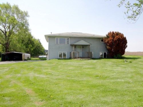 7950 State Rt 72, Kingston, IL 60145