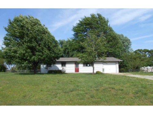 364 Midway Dr, Linn Creek, MO 65052