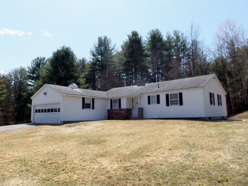 66 Loop Road, Newfane, VT 05345