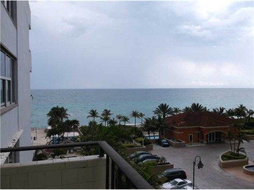 2030 S OCEAN DR # 511, Hallandale, FL 33009