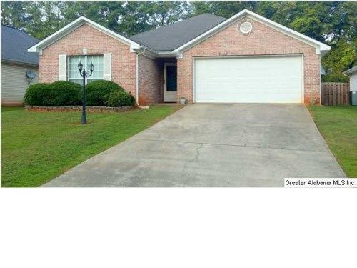 2015 Townhouse Ln Ln, Bessemer, AL 35023