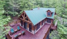 434 Kinzel Springs Way Townsend, TN 37882