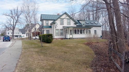 3 Elm St, Randolph, VT 05060