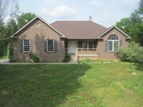 545 Crescent Ridge Dr, Taylorsville, KY 40071