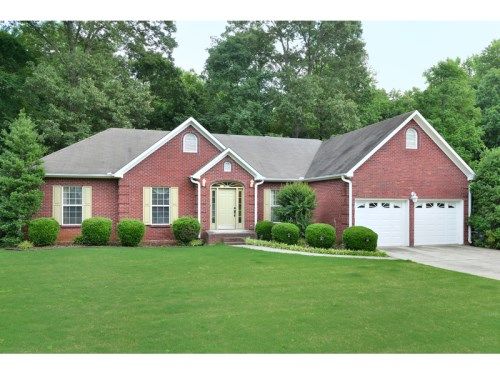 313 Reddoch Rd., Florence, AL 35630