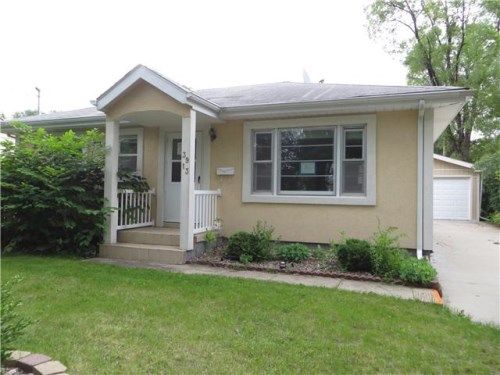 3913 49th St, Des Moines, IA 50310