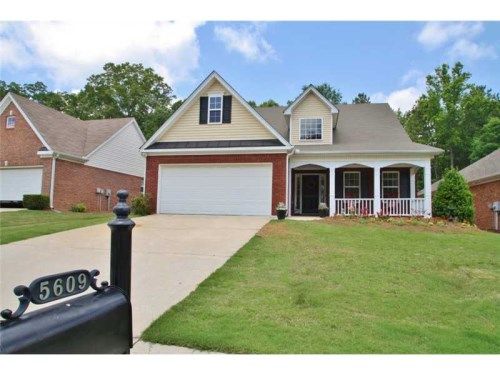 5609 Ashmoore Court, Flowery Branch, GA 30542