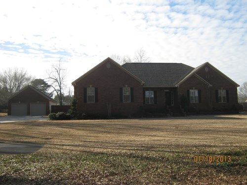 1253 Foxfire Drive, Arab, AL 35016