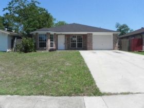 1826 El Paso St, Grand Prairie, TX 75051