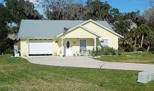 3 Hockey Dr Welaka, FL 32193