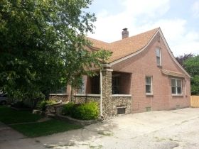 310 W 13th St, Mishawaka, IN 46544