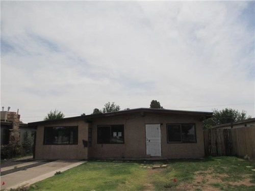 709 S 5th St, Santa Rosa, NM 88435