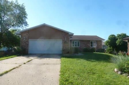 4602 Dogwood Ct, Decatur, IL 62526