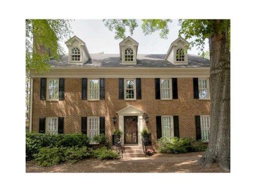 1943 Winchelsea Court W, Atlanta, GA 30338