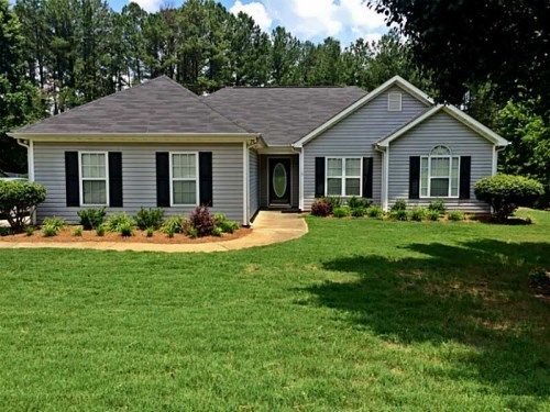 139 Paces Landing Drive, Newnan, GA 30263