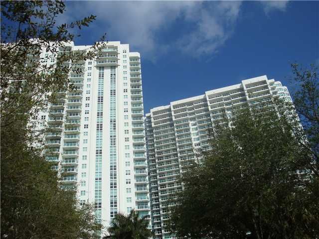 3301 NE 183 ST # 806, North Miami Beach, FL 33160