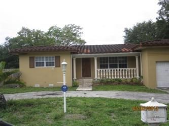 700 Ne 161st Street, Miami, FL 33162