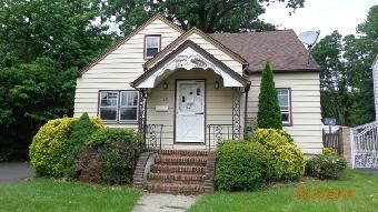 671 Wood Ave, Roselle, NJ 07203