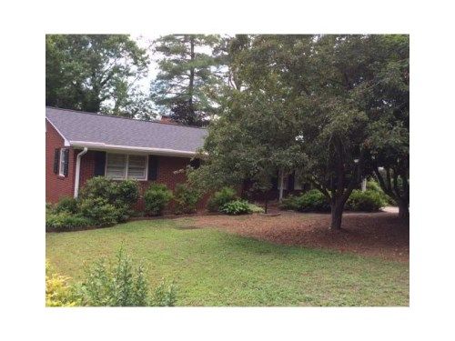 1240 Longview Drive, Gainesville, GA 30501