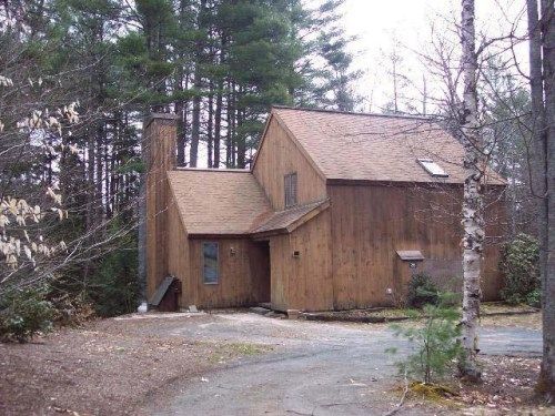 26 Old Spring Dr, Grantham, NH 03753