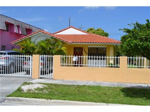 1569 W 3 AV, Hialeah, FL 33010