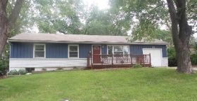 8409 Booth Ave, Kansas City, MO 64138