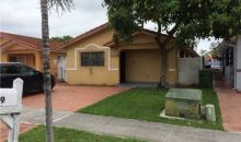 2729 W 71 PL Hialeah, FL 33016