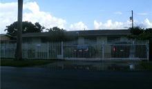 584 W 46 PL Hialeah, FL 33012