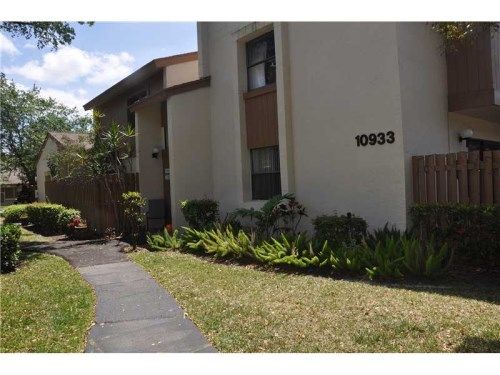 10933 SW 113 PL # 74-B, Miami, FL 33176