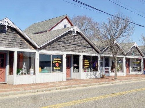 668 Main St, Dennis Port, MA 02639