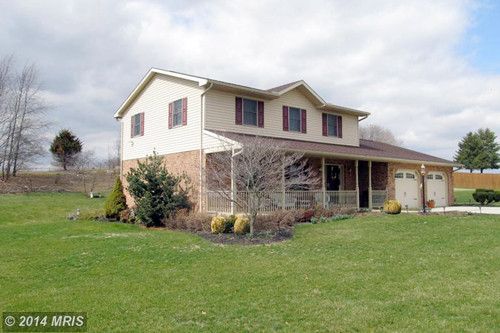 6299 RICE RD, Shippensburg, PA 17257